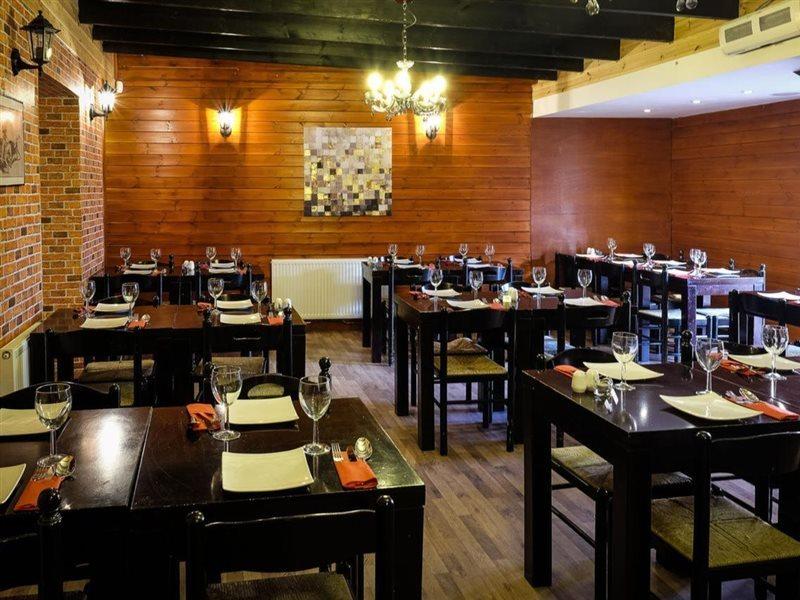The R Inn Hotel ديسبرو المظهر الخارجي الصورة