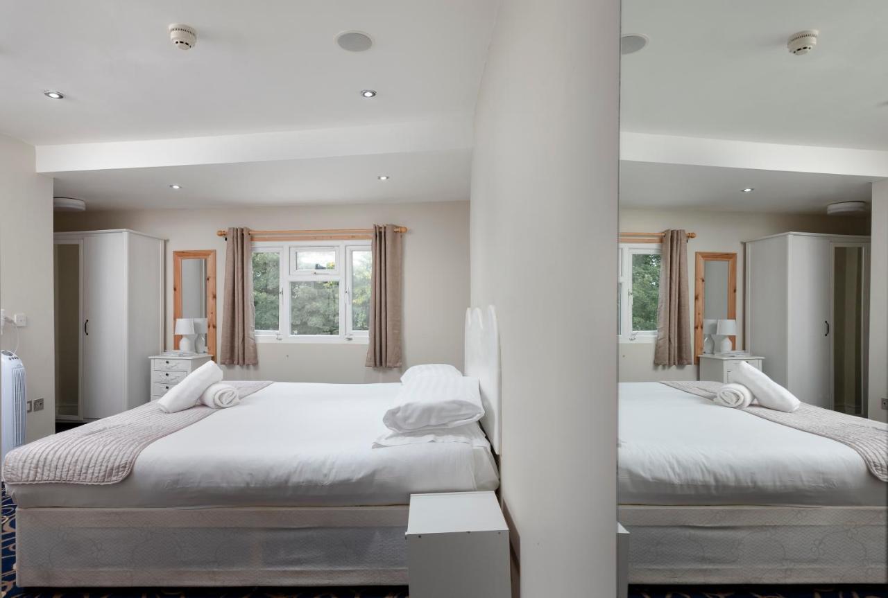 The R Inn Hotel ديسبرو المظهر الخارجي الصورة