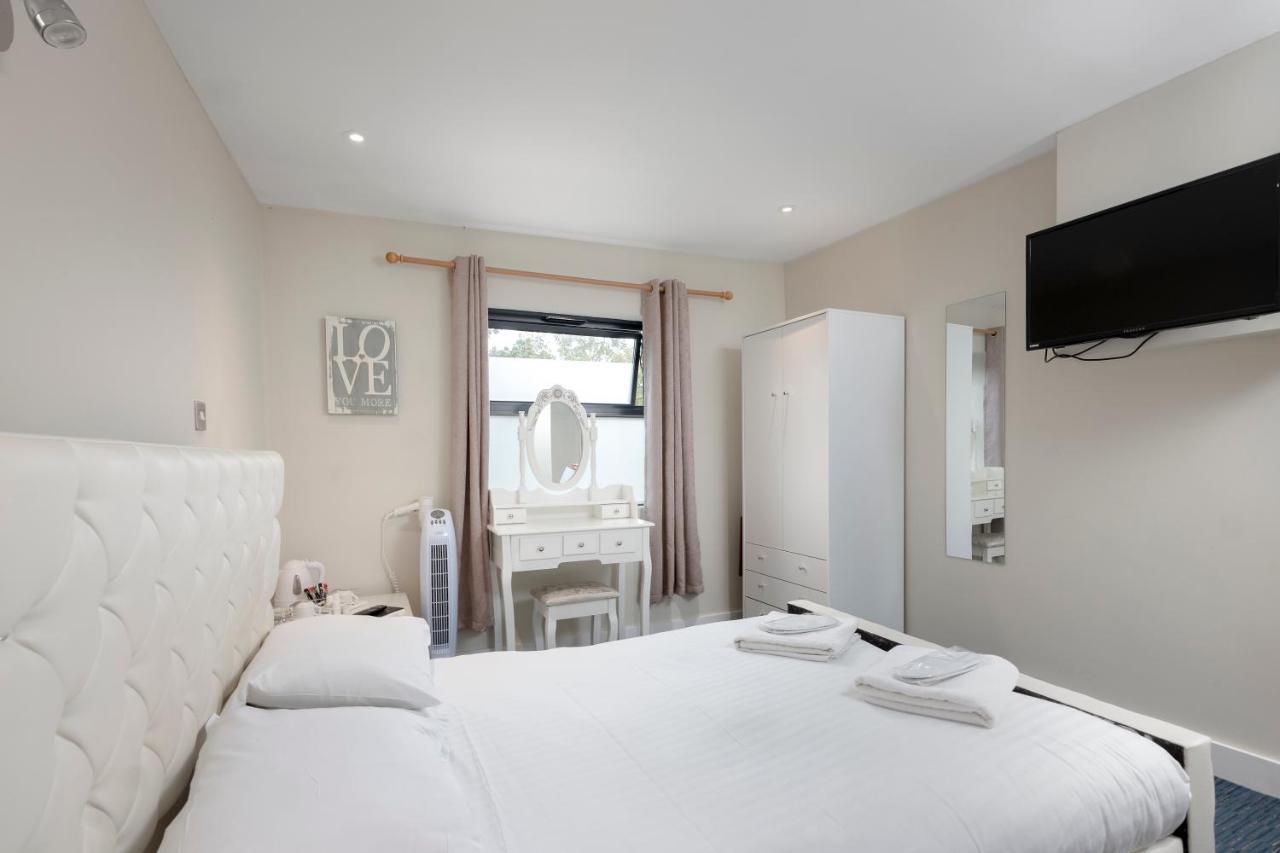 The R Inn Hotel ديسبرو المظهر الخارجي الصورة